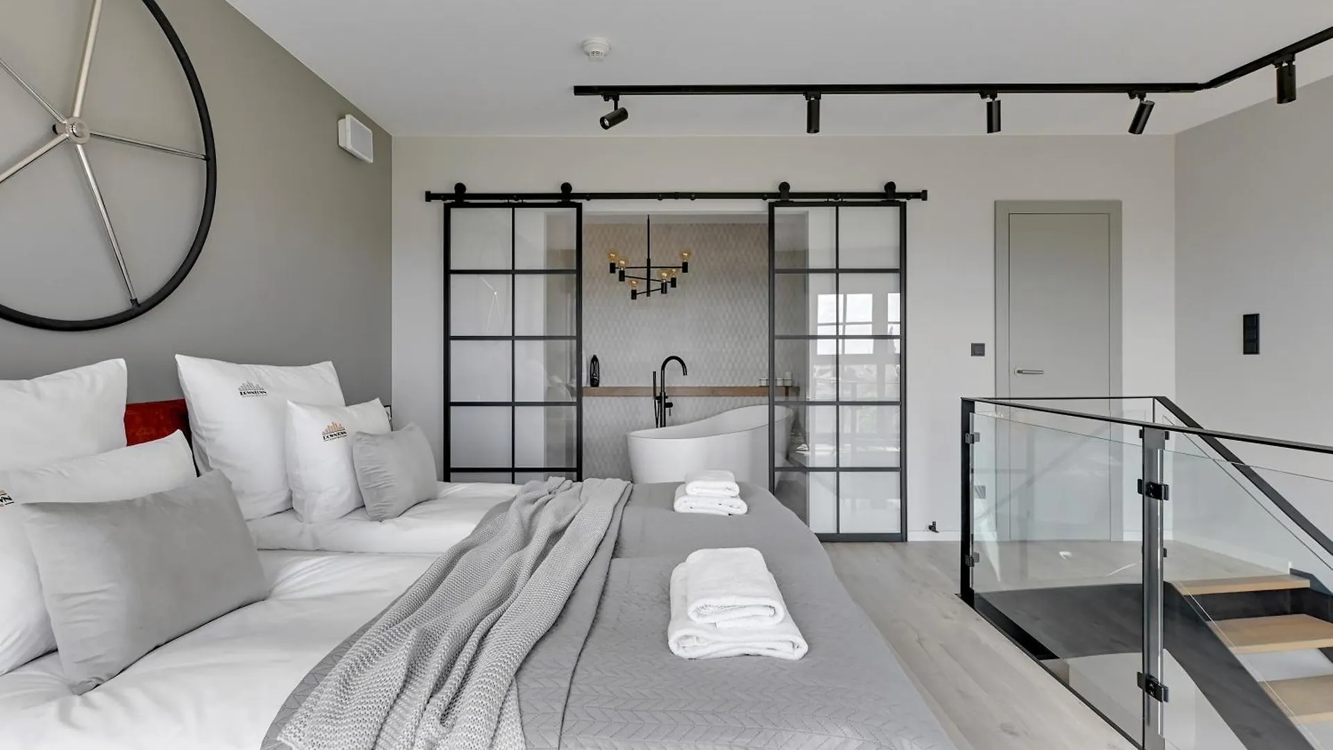 Dwie Motlawy Riverside & Parking By Downtown Apartments Gdansk